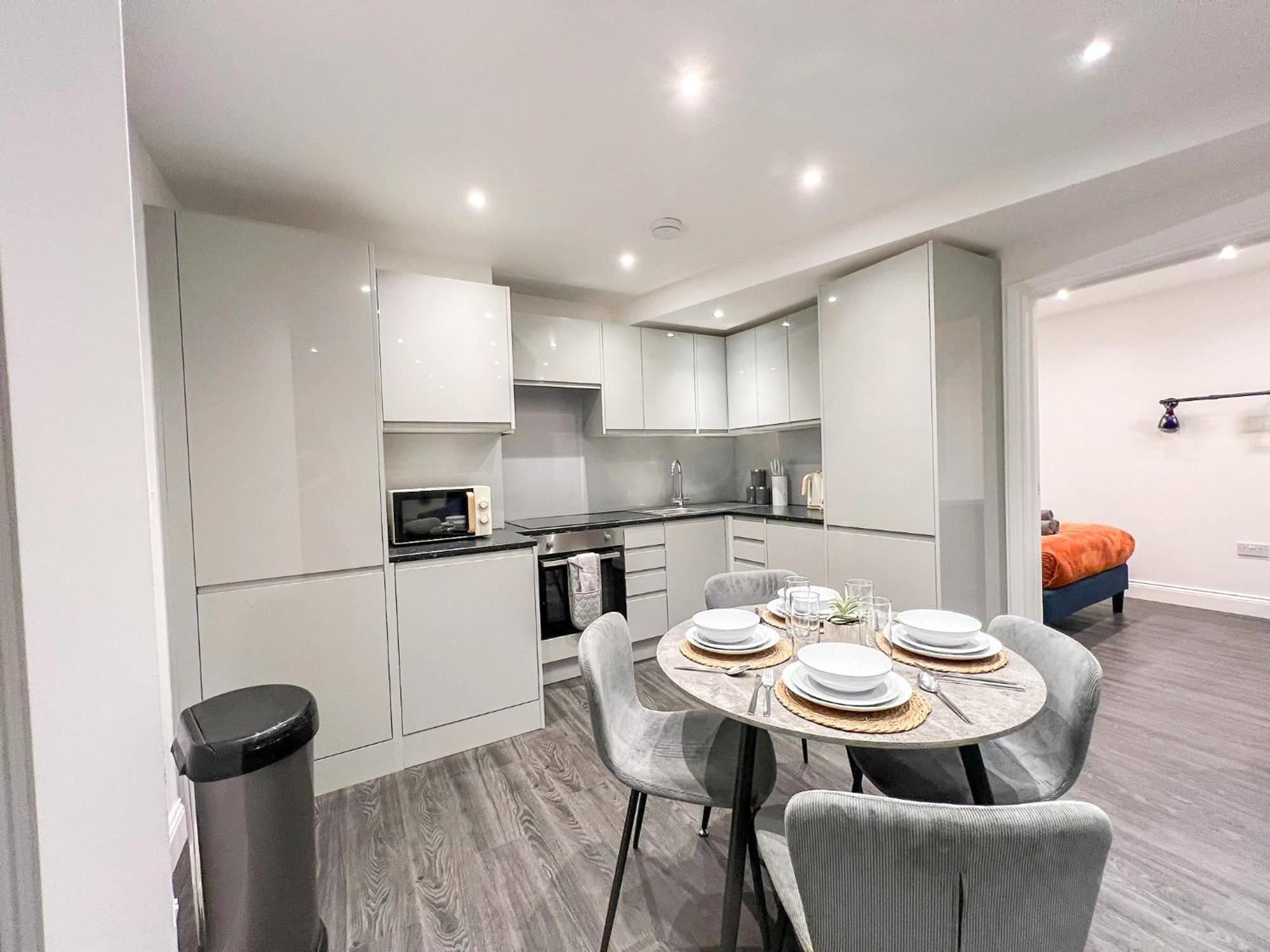 לונדון 1-Bedroom Apartments In Shoreditch, Old Street, Hoxton מראה חיצוני תמונה
