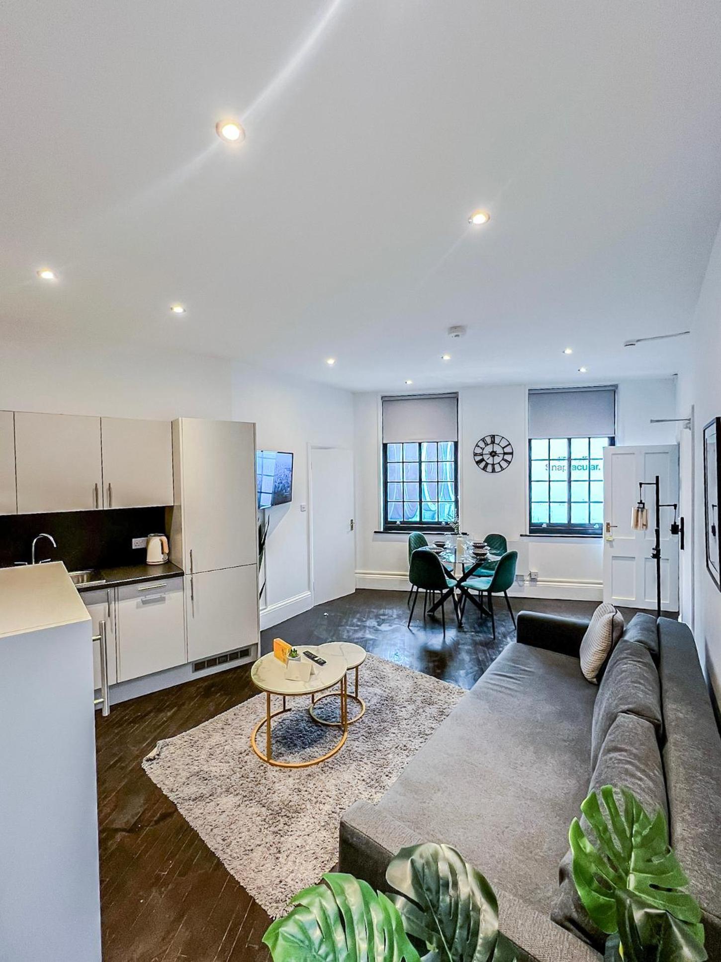 לונדון 1-Bedroom Apartments In Shoreditch, Old Street, Hoxton מראה חיצוני תמונה