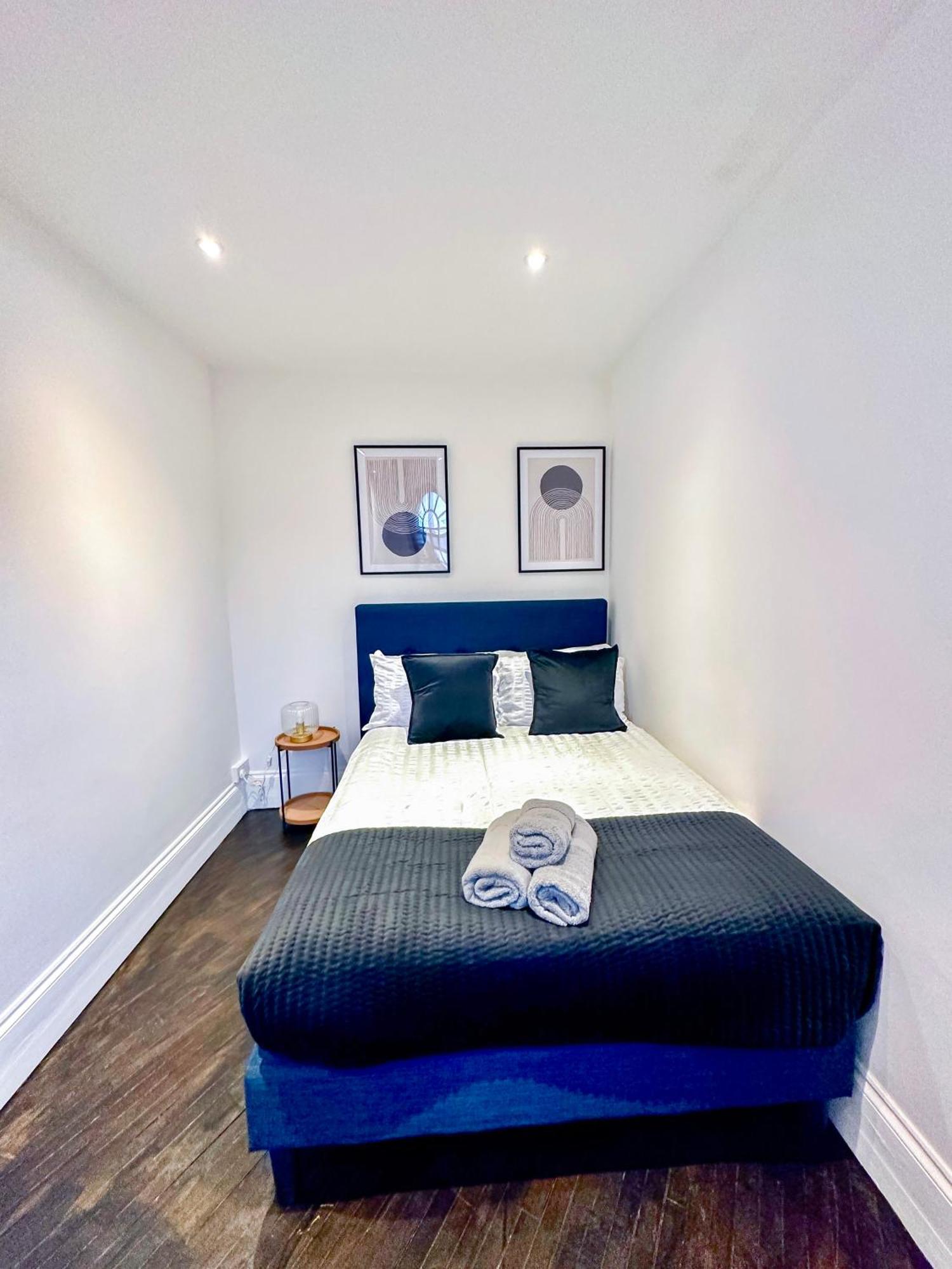 לונדון 1-Bedroom Apartments In Shoreditch, Old Street, Hoxton מראה חיצוני תמונה